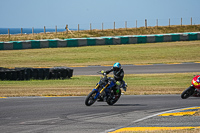 anglesey-no-limits-trackday;anglesey-photographs;anglesey-trackday-photographs;enduro-digital-images;event-digital-images;eventdigitalimages;no-limits-trackdays;peter-wileman-photography;racing-digital-images;trac-mon;trackday-digital-images;trackday-photos;ty-croes
